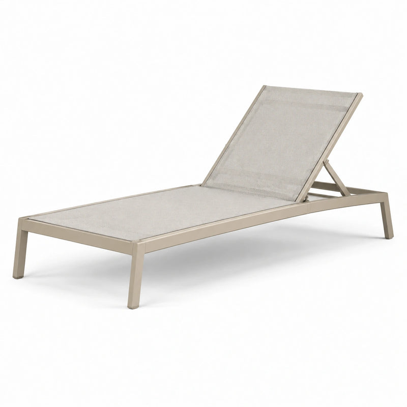 Lettino prendisole regolabile in metallo e textilene beige